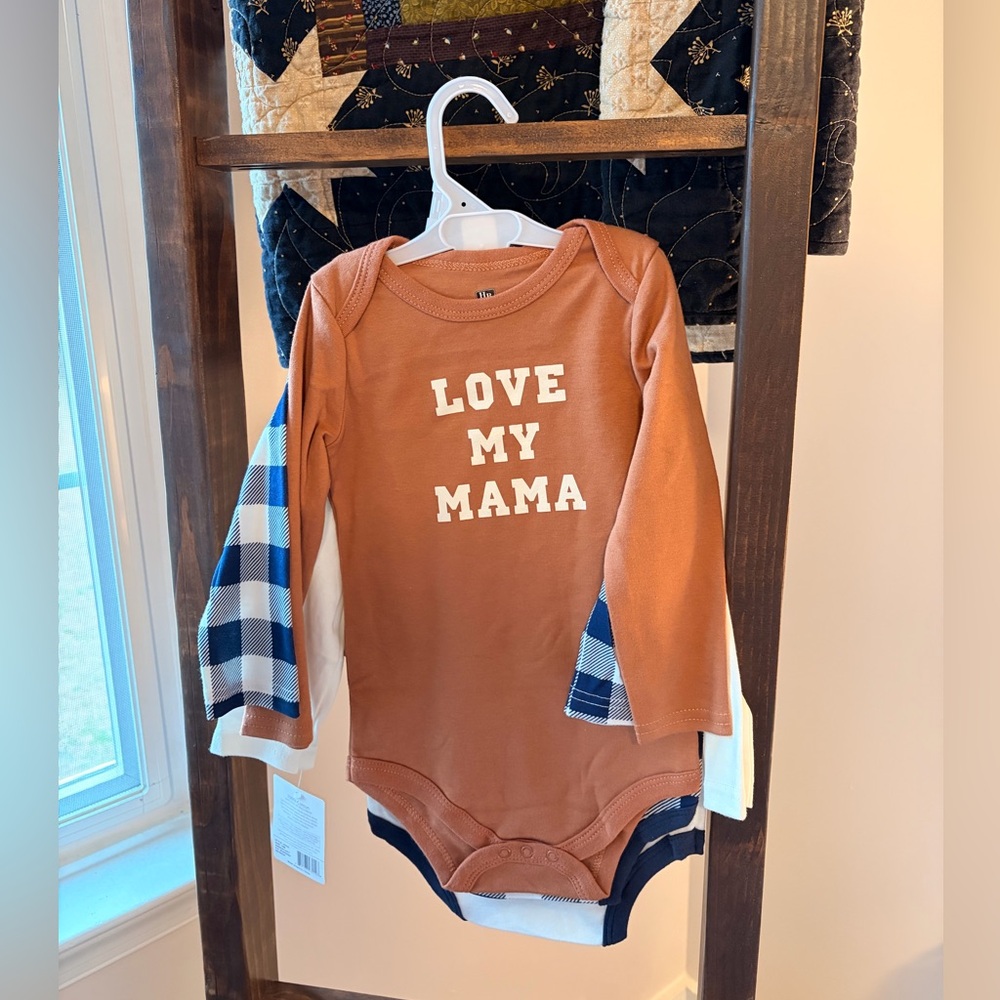 Hudson Baby Cream Long-Sleeve Bodysuit with Navy Trim - "Mama's Boy"